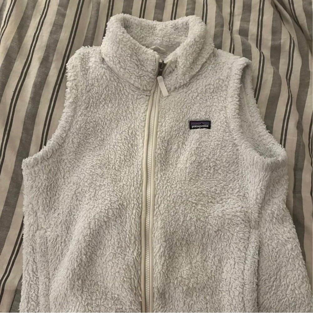 Patagonia Girls XXL White Vest